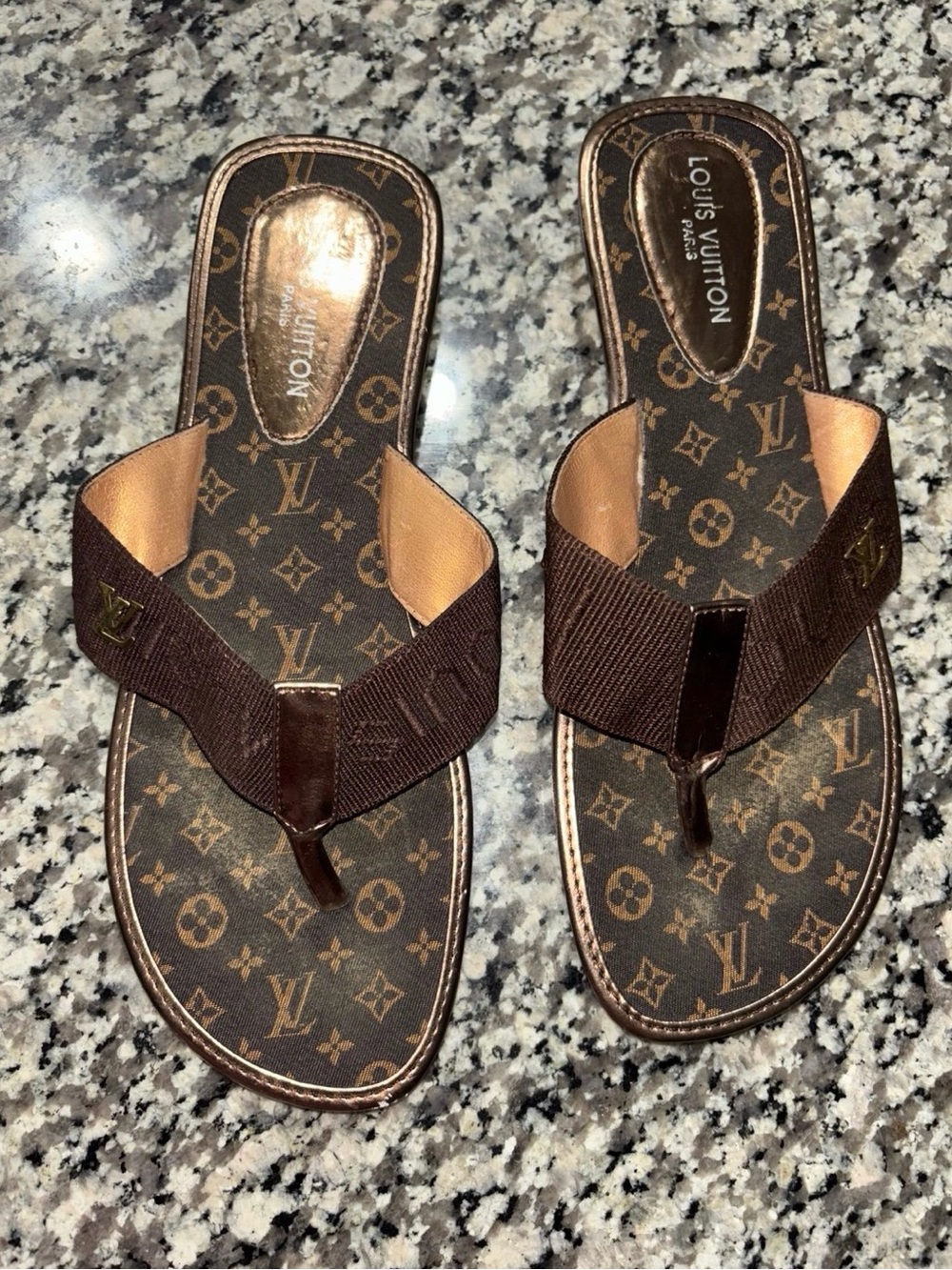 Louis Vuitton Brown Monogram Flip Flop Thong Sandals Size 9
